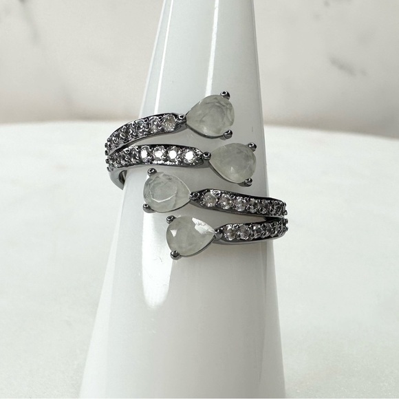 Bomb Party Original Regal Calling Ring White Agate Hematite Plating RBP8197 NWT - Picture 1 of 4